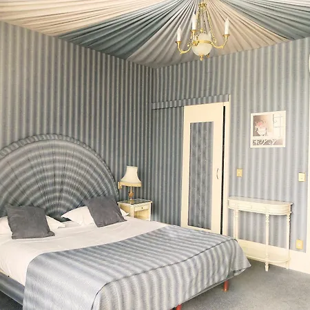 Hotel Grand Des Templiers