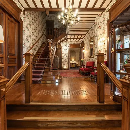 Grand Des Templiers, Piscine &