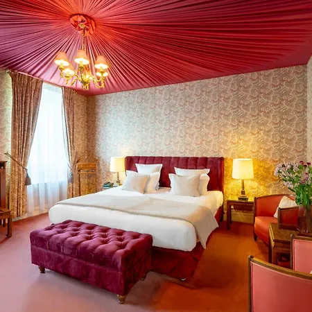 Grand Des Templiers, Piscine &