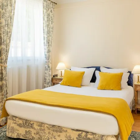 Grand Des Templiers, Piscine & Reims