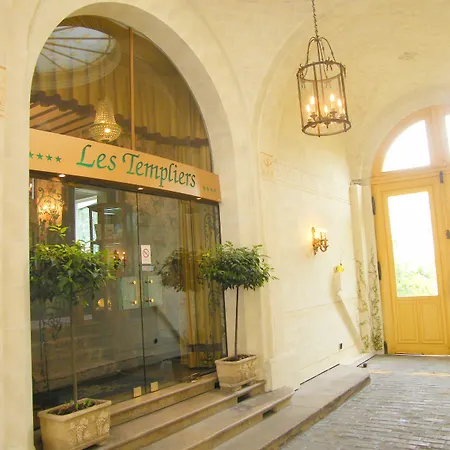 Grand Des Templiers, Piscine &