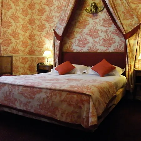 Grand Des Templiers, Piscine&spa Hotel Reims