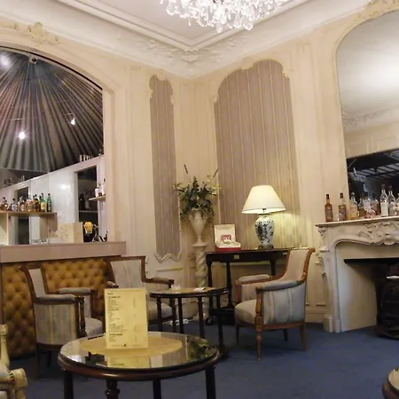 Grand Des Templiers, Piscine &