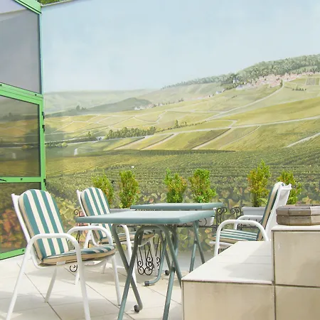 Grand Des Templiers, Piscine & Hotel 4*