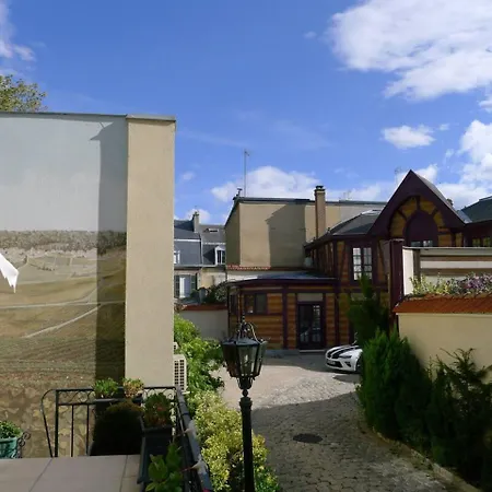 Otel Grand Des Templiers, Piscine & 4*