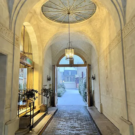 Grand Des Templiers, Piscine & 4* Reims