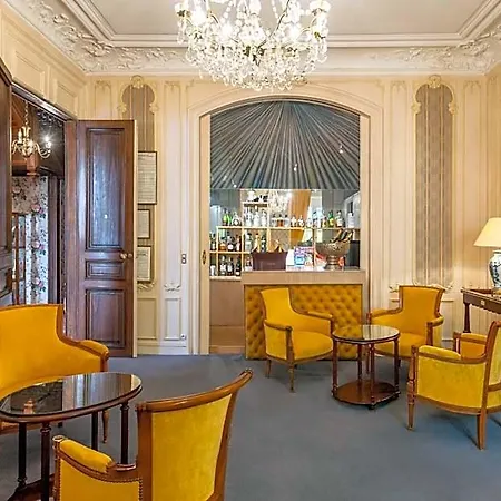 Hotel Grand Des Templiers 4*
