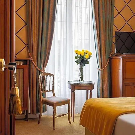 Grand Des Templiers 4* Reims