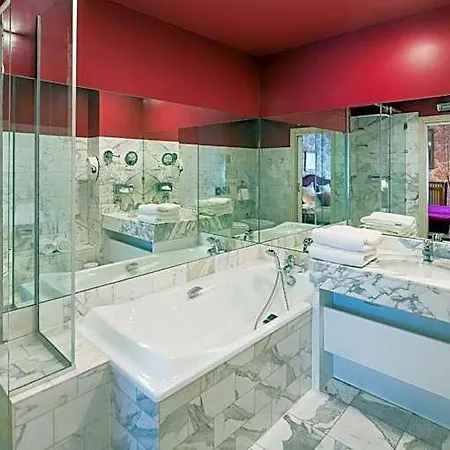 Grand Des Templiers Hotel Reims